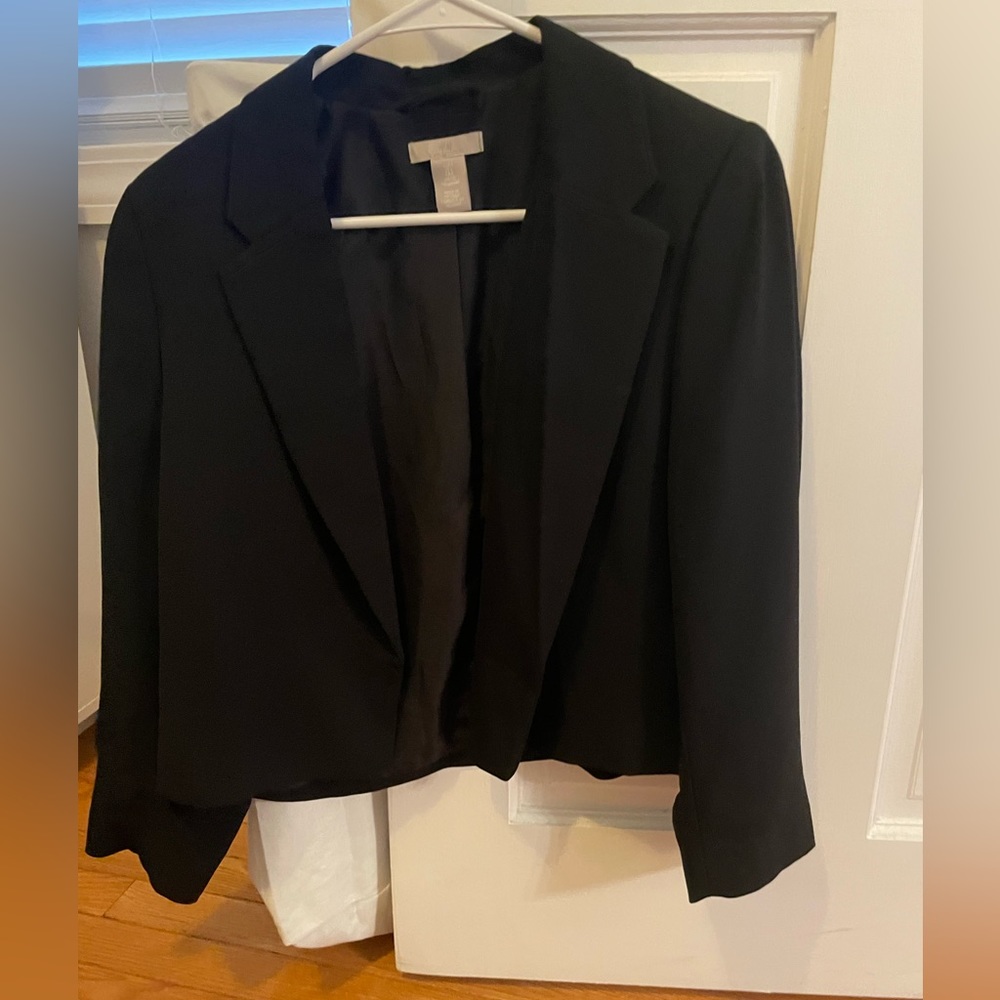 Women’s HM Black Blazer